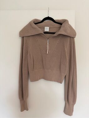 Varley Cropped Zip-Neck Sweater in Beige